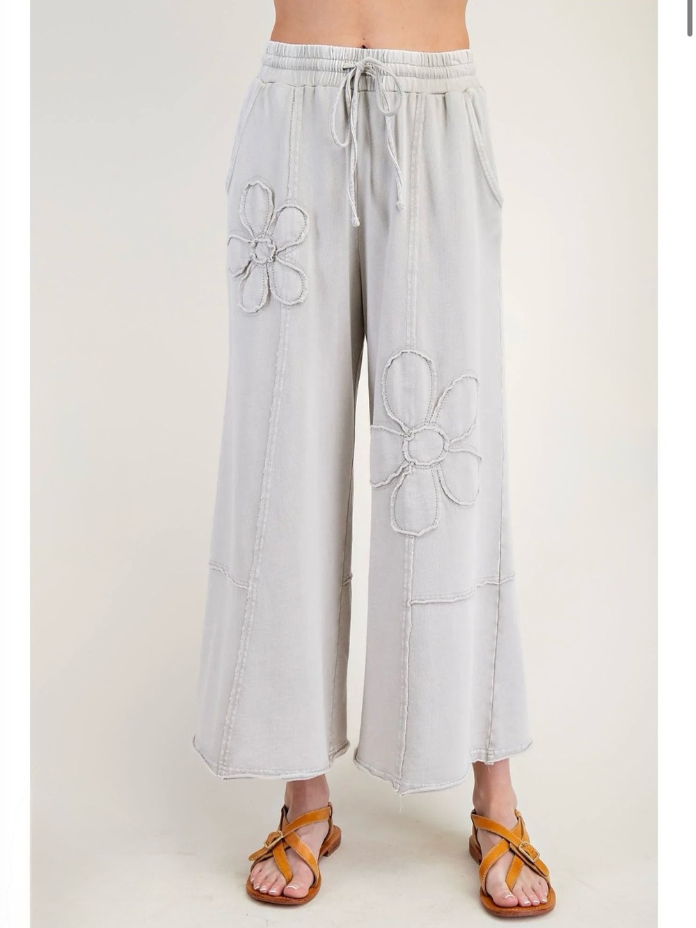 New: Easel Flower Patch Mineral Washed Terry Knit Stone Wide Leg Pants• Medium